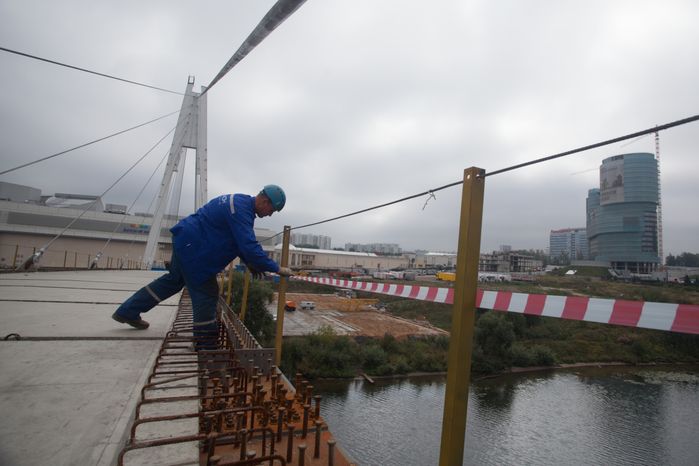 Cтроительство пешеходного моста в Красногорске