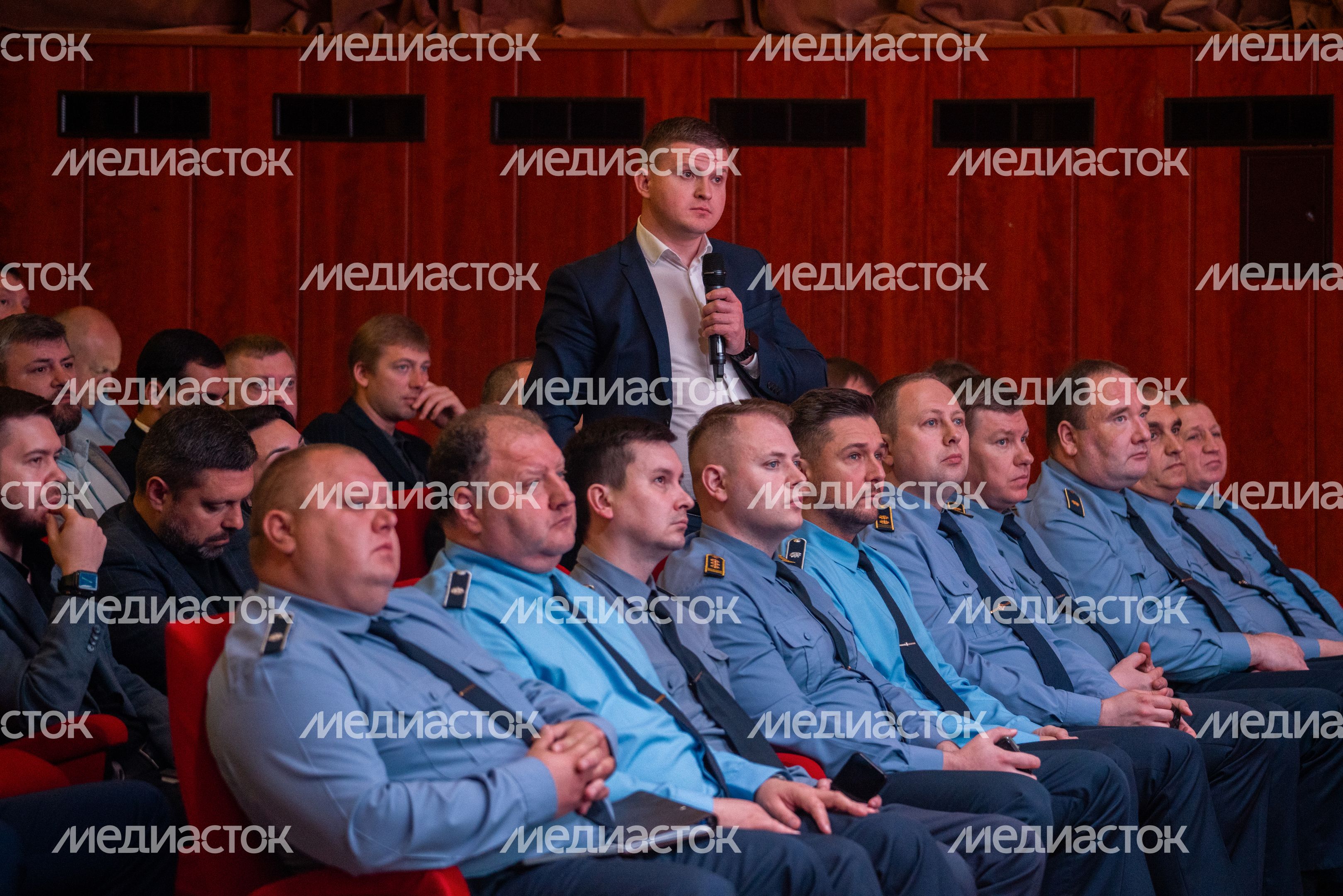 Ежеквартальное совещание с инспекторским составом ведомства Ежеквартальное совещание с инспекторским составом ведомства
