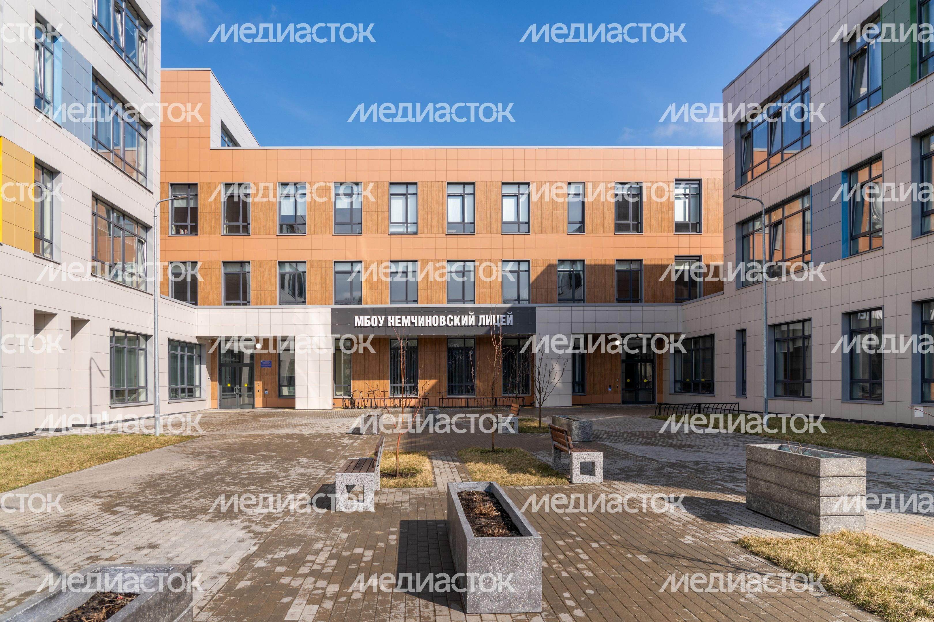 Новый корпус Немчиновского лицея в Одинцово Новый корпус Немчиновского лицея в Одинцово