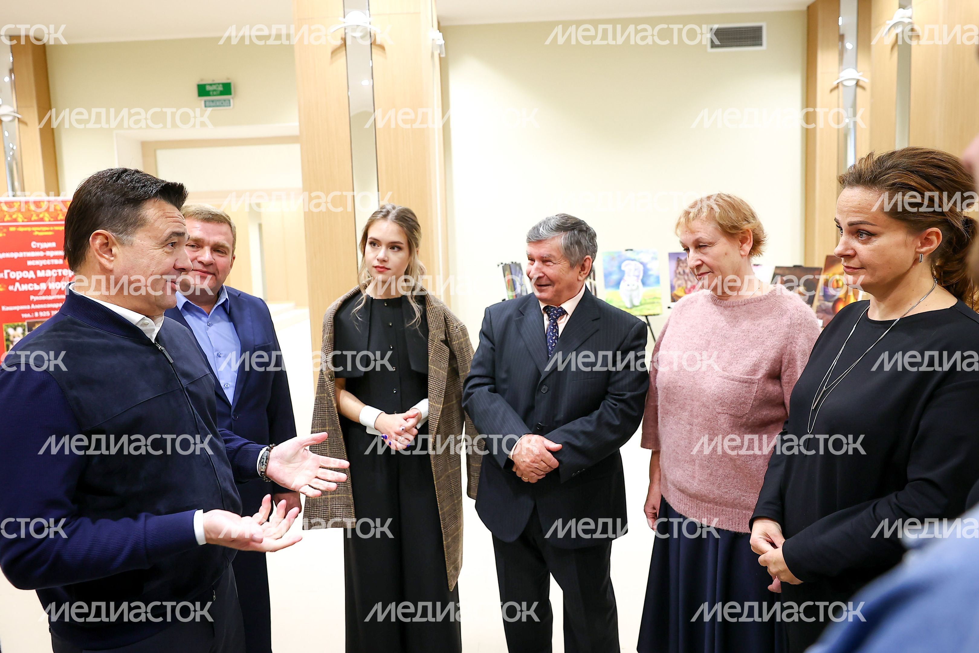 Проверка хода капремонта Центра культуры и творчества «Родники» в Волоколамске Губернатором Подмосковья