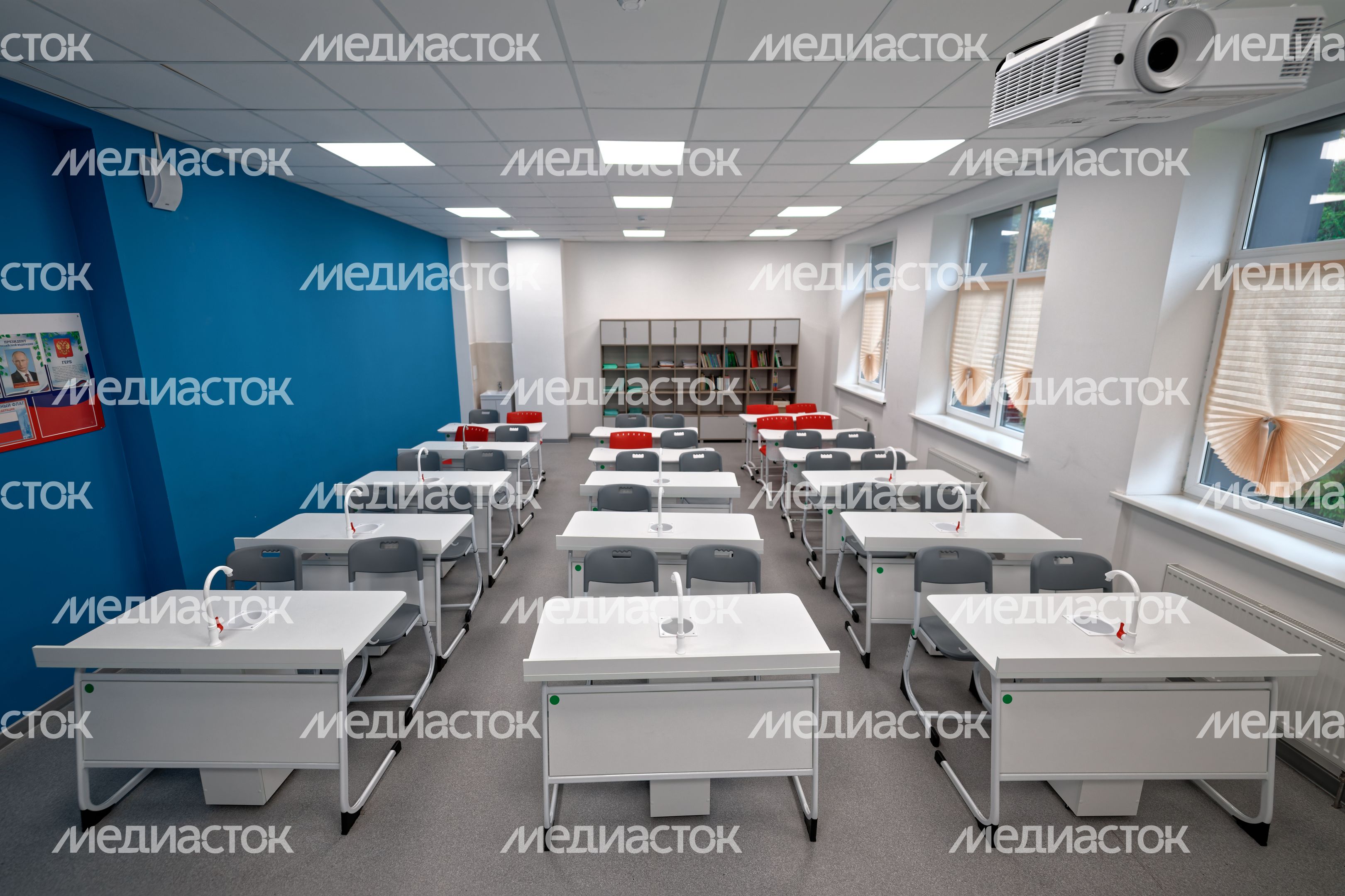 Учебный класс Часцовской средней школы в Одинцовском округе после капитального ремонта Учебный класс Часцовской средней школы в Одинцовском округе после капитального ремонта