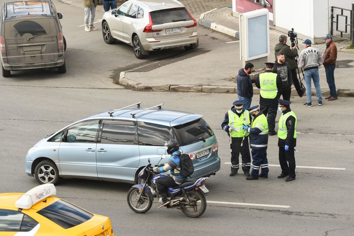 Проверка пропусков на въезде в Москву в период самоизоляции