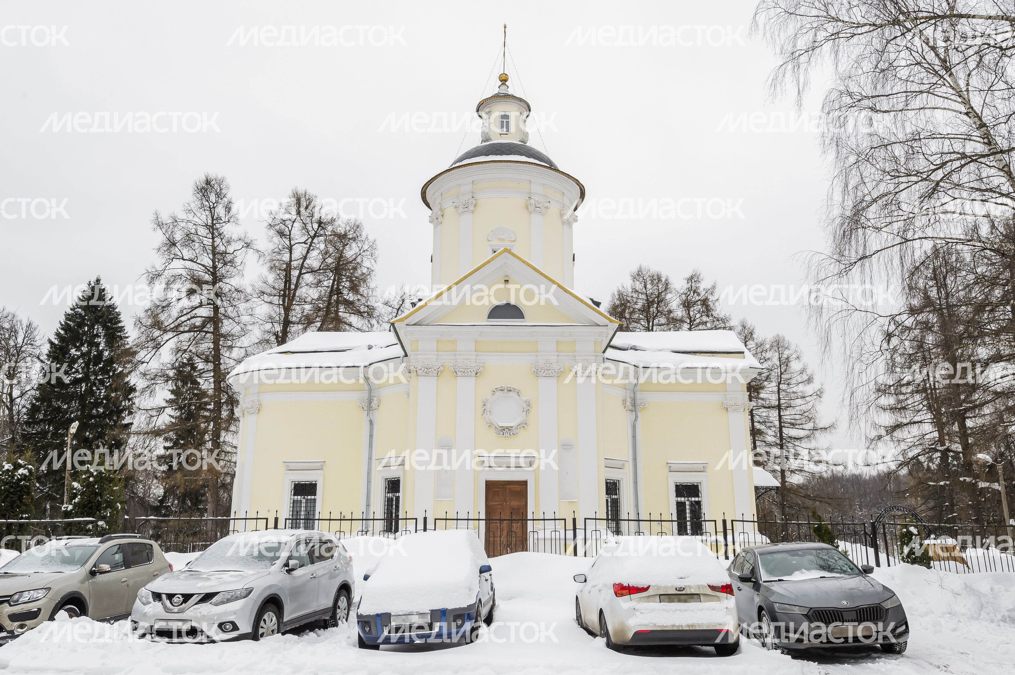 Церковь Рождества Богородицы в Марфино в Мытищах