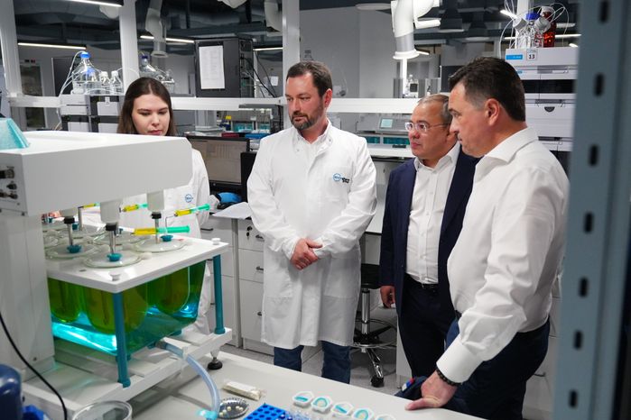 Губернатору представили проект развития R&D-Центра фармкомпании «Биннофарм Групп» в Красногорске