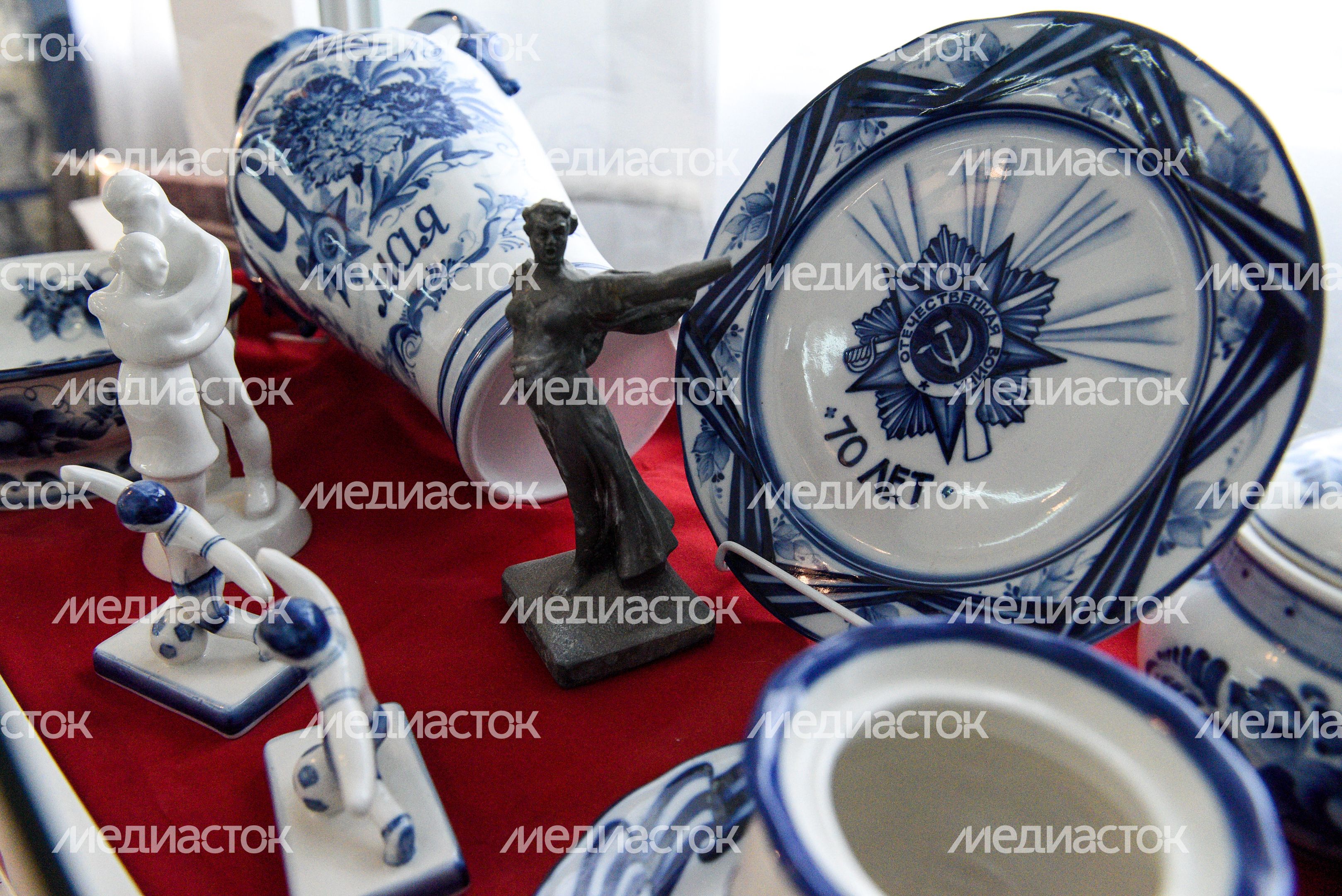 Гжельский фарфоровый завод