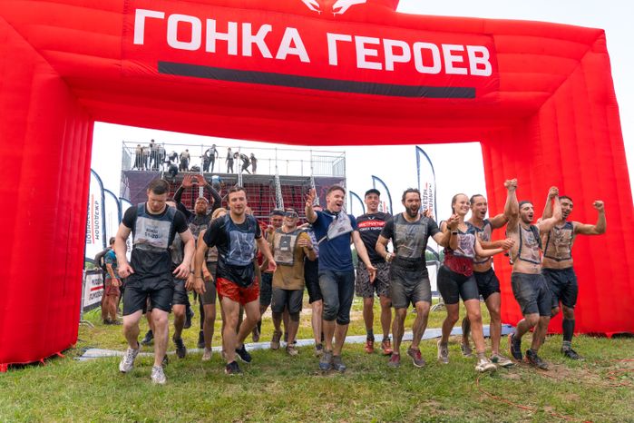Гонка героев на полигоне Алабино собрала 1,5 тыс. человек