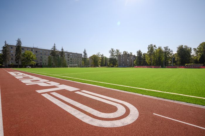 В спорткомплексе «Горняк» открыли новый стадион