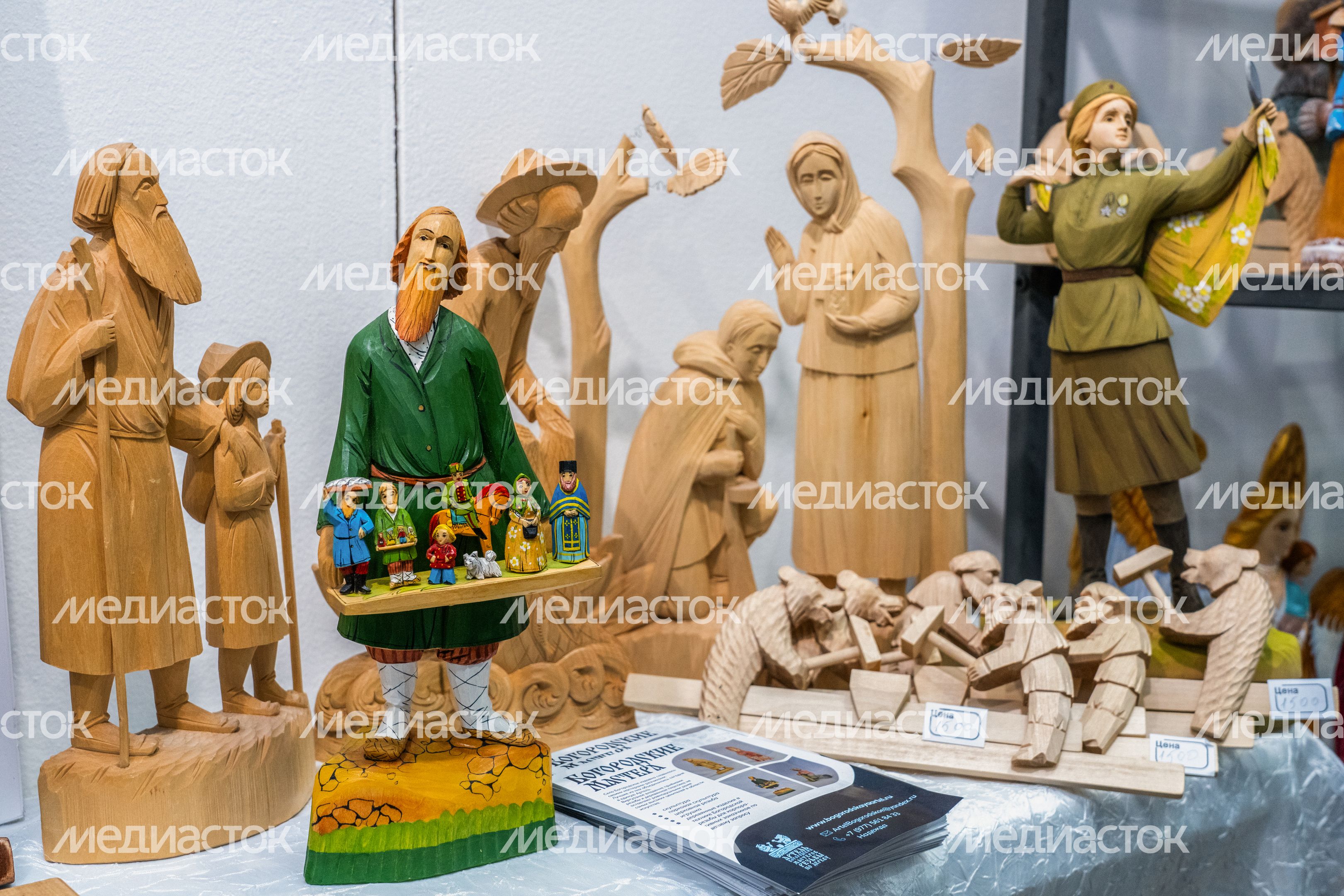 Деревянные игрушки из Хотьково на выставке «Уникальная Россия» Деревянные игрушки из Хотьково на выставке «Уникальная Россия»