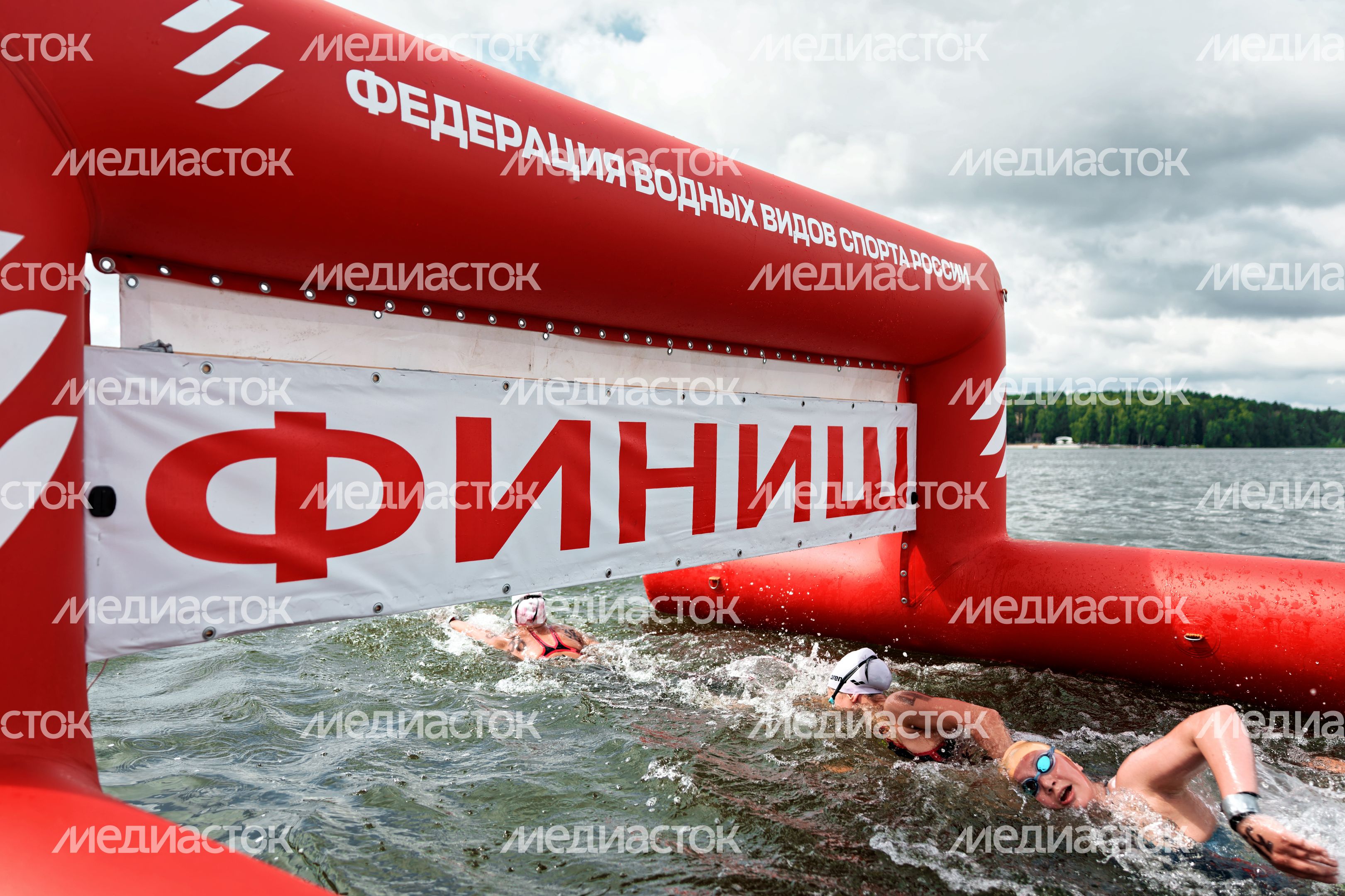 Кубок России по плаванию на открытой воде в Истринском водохранилище в округе Солнечногорск Кубок России по плаванию на открытой воде в Истринском водохранилище в округе Солнечногорск