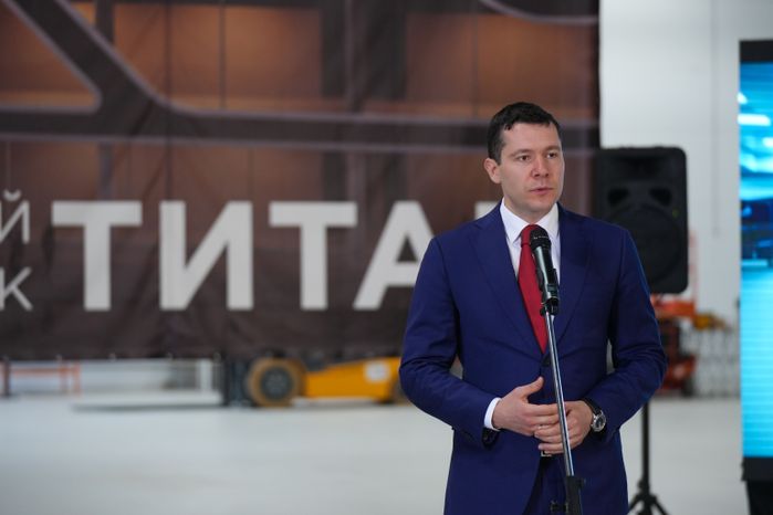Антон Алиханов запустил первый производственный корпус ГИП "Титан" в Ленинском г.о.