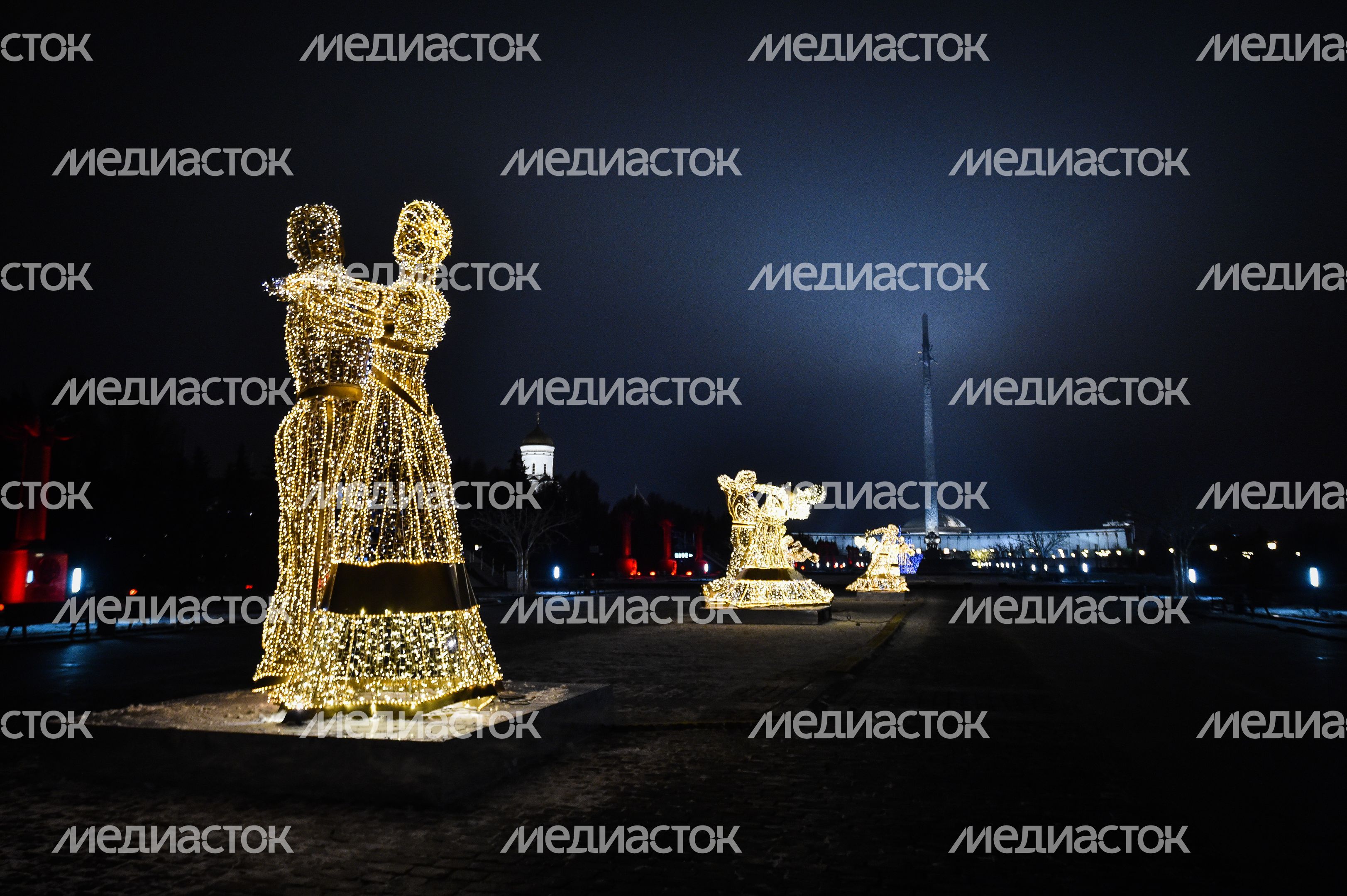 Новогодняя иллюминация в Москве