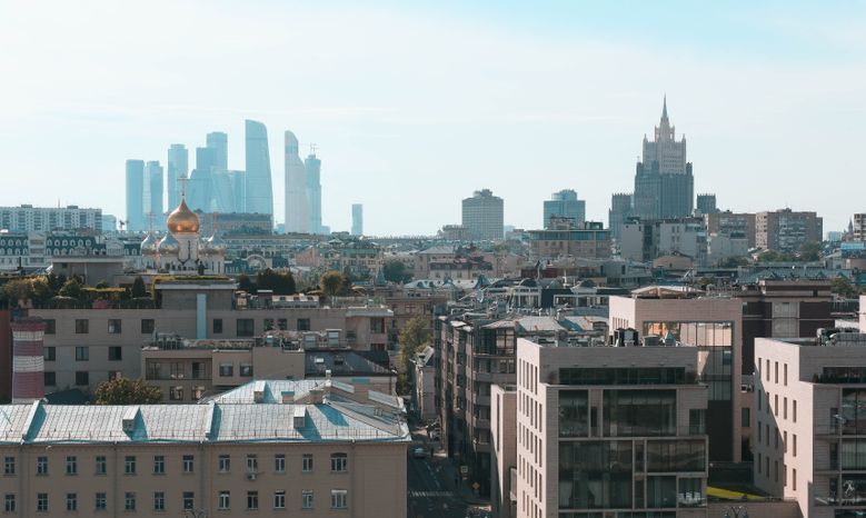 Памятник «В ознаменование 300-летия Российского флота» в Москве, 2 часть