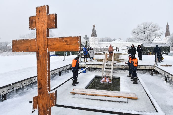 Крещенские купания в Подмосковье