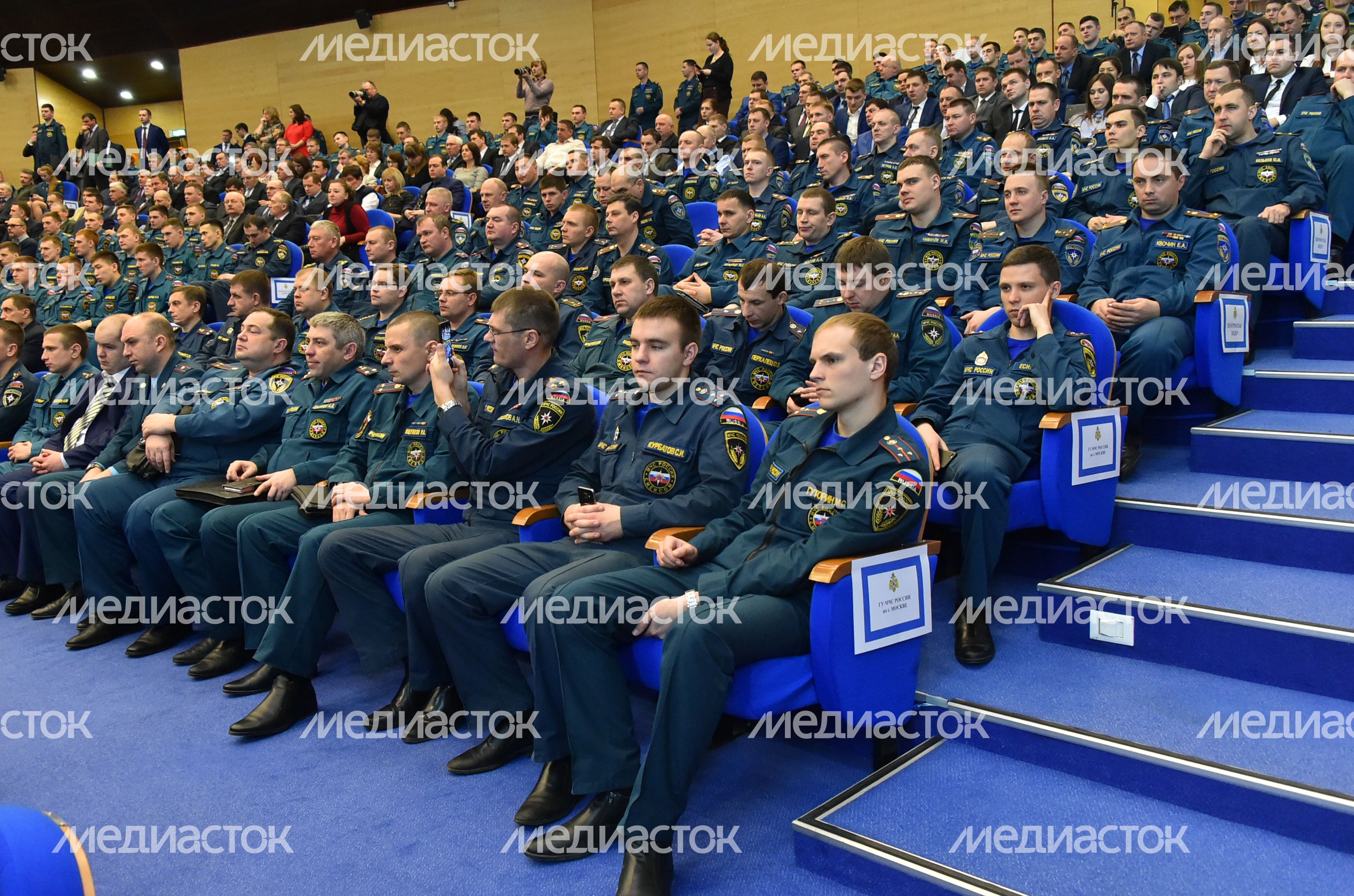 Сбор по подведению итогов деятельности системы РСЧС прошел в подмосковном доме правительства Сбор по подведению итогов деятельности системы РСЧС прошел в подмосковном доме правительства
