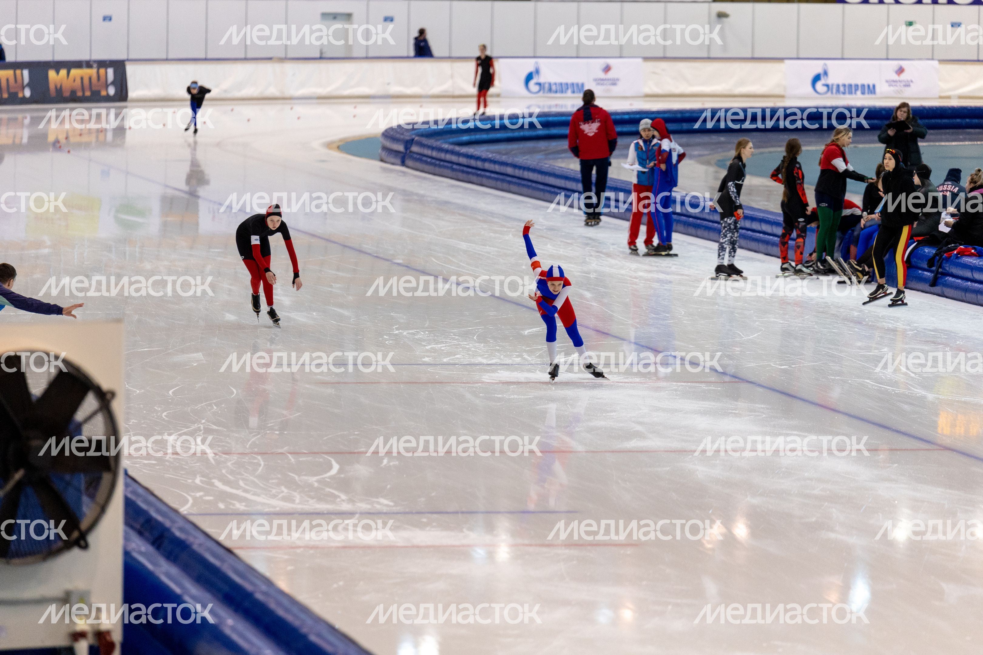 Коломна. Всероссийские соревнования по конькобежному спорту на призы Муратова Коломна. Всероссийские соревнования по конькобежному спорту на призы Муратова