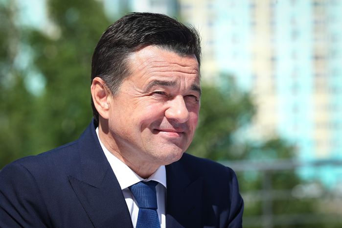 Губернатор поздравил подмосковных школьников, набравших 300 баллов на ЕГЭ