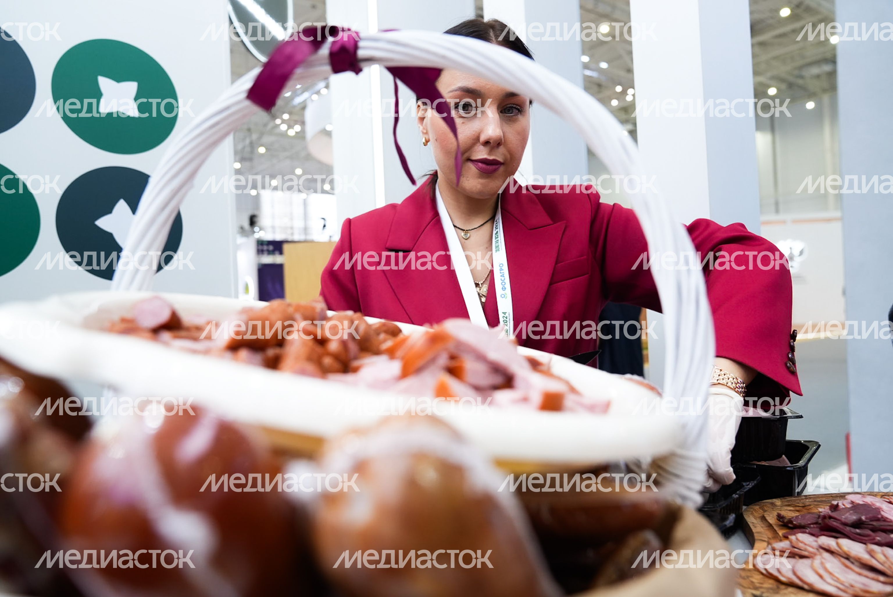 Стенд Подмосковья на XXVI российской агропромышленной выставке "Золотая осень" Стенд Подмосковья на XXVI российской агропромышленной выставке "Золотая осень"