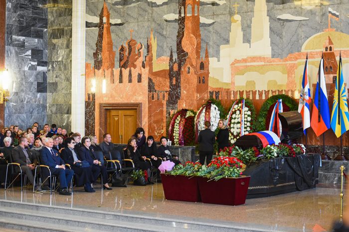 Церемония прощания с космонавтом Алексеем Леоновым в Подмосковье