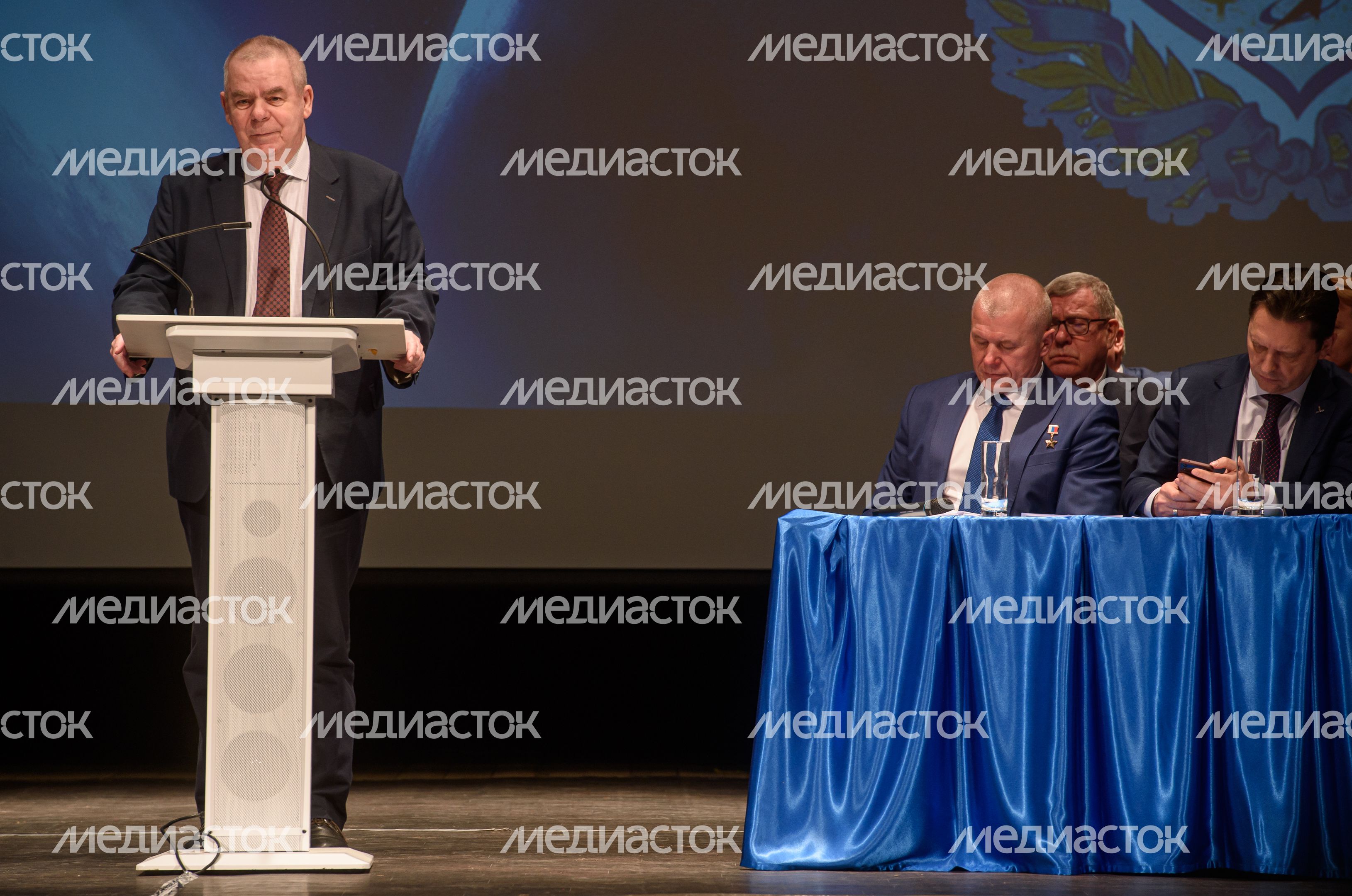 Торжественная встреча космонавтов и астронавтов 67-й длительной экспедиции на МКС