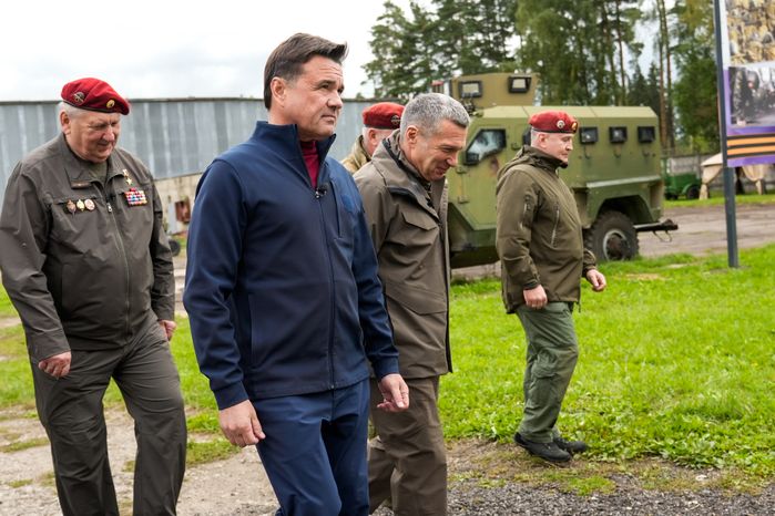 Андрей Воробьев и Владимир Соловьев посетили центр спецподготовки "Витязь" в Балашихе