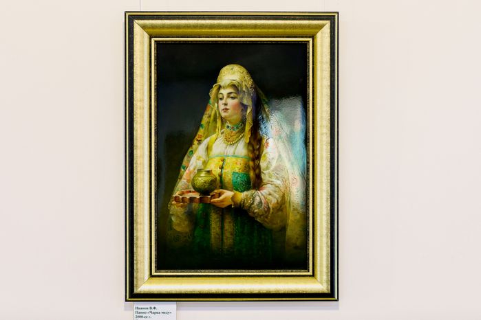 Картина в технике лаковой миниатюры Федоскино на выставке «Фантазии полет и рук творенье…»