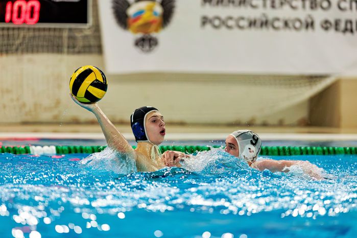 Соревнования по водному поло среди юношей в Чехове