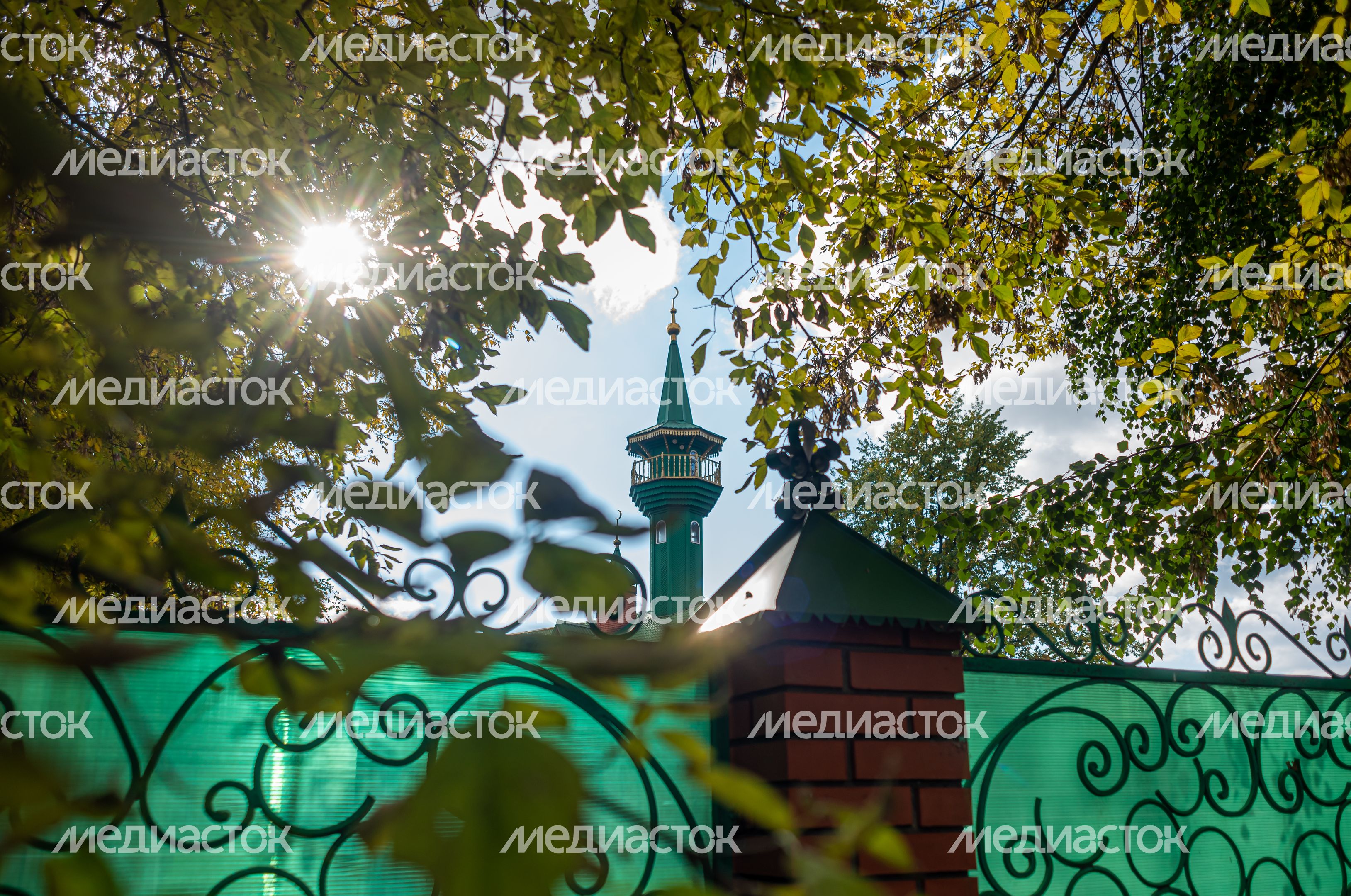 Осенние виды Мечети Имама Равиля в городе Щёлково Осенние виды Мечети Имама Равиля в городе Щёлково