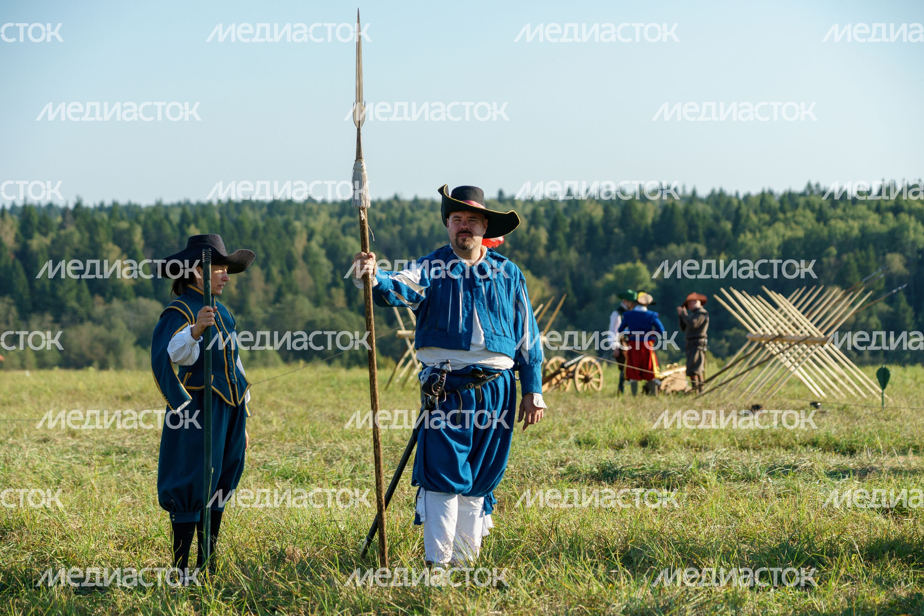 Исторический фестиваль и реконструкция баталии XVII века «История Московского царства» в этнопарке «Кочевник» Исторический фестиваль и реконструкция баталии XVII века «История Московского царства» в этнопарке «Кочевник»