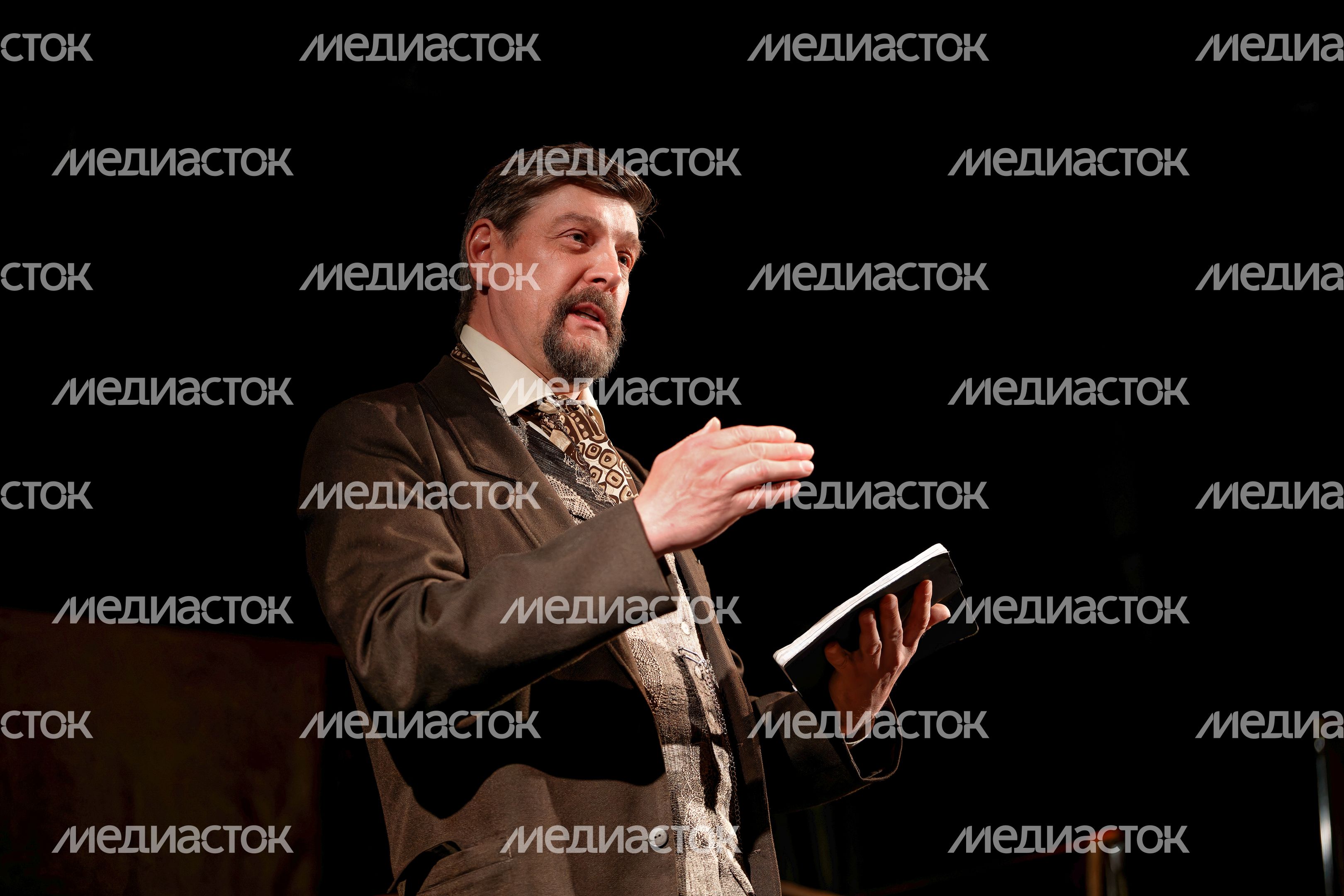 Премьера спектакля «Багаж» от ММДТ «Крылья» в Театральном центре «Жаворонки» Одинцовского округа