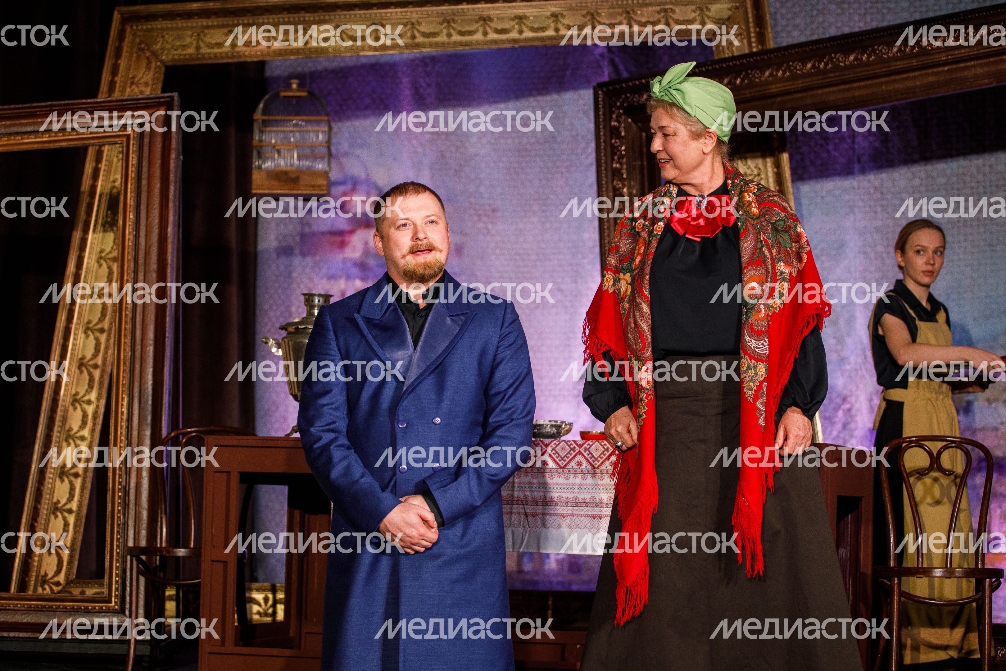 Москва. МГТ «Семейная картина»