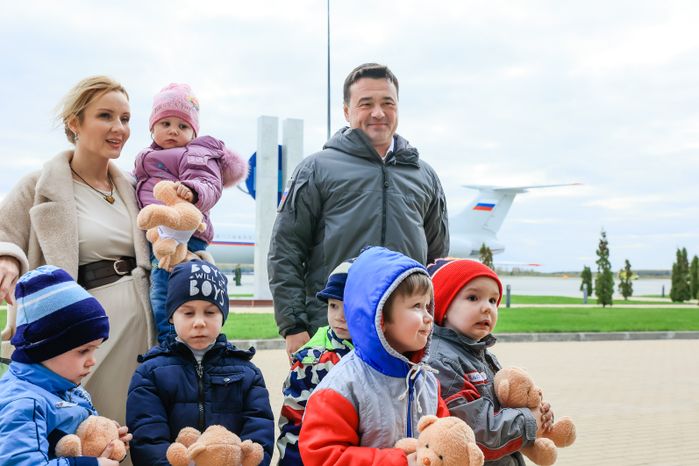 Встреча детей-сирот из ДНР, прибывших в Подмосковье, Губернатором Московской области и детским омбудсменом РФ