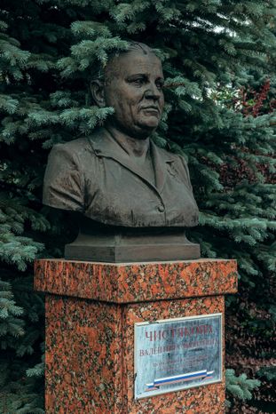 Памятник Одинцу боярину