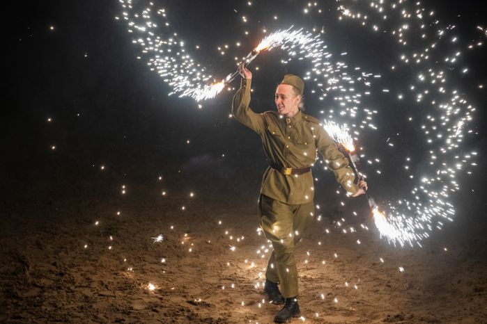Конное представление «Наша весна! Наша Победа!» в парке «Патриот»