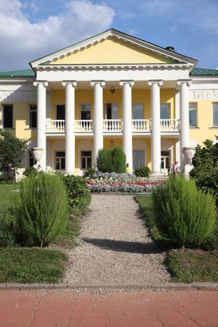 Горки Ленинские Усадьба