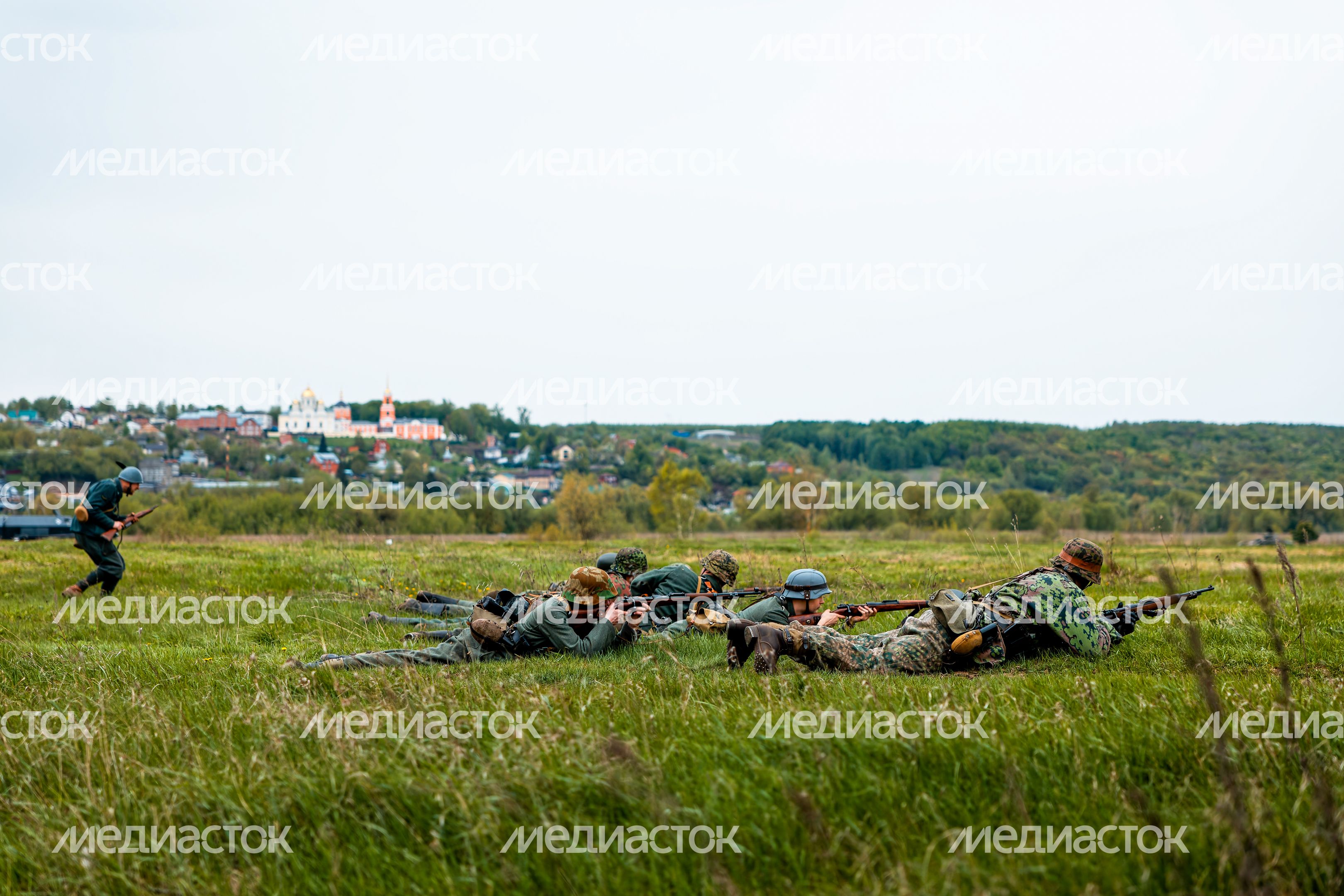 XIX Военно-исторический фестиваль "Огненная дуга" в Ступино