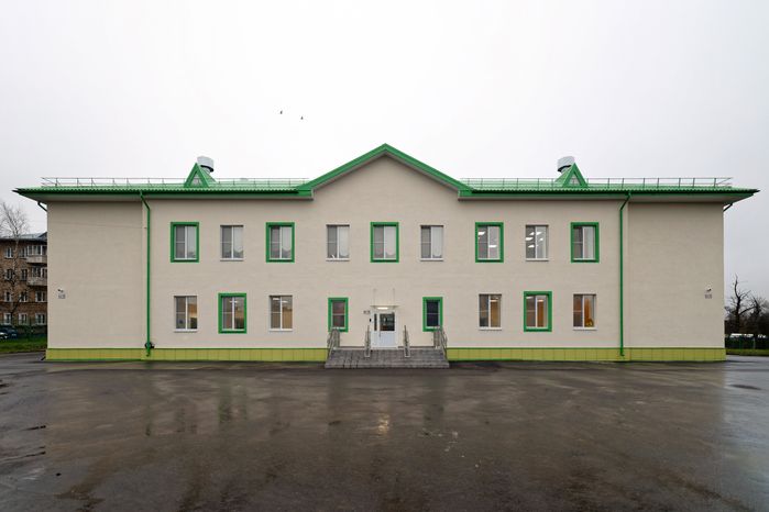 Алабинская средняя школа в поселке Калининец Наро-Фоминского округа после капитального ремонта