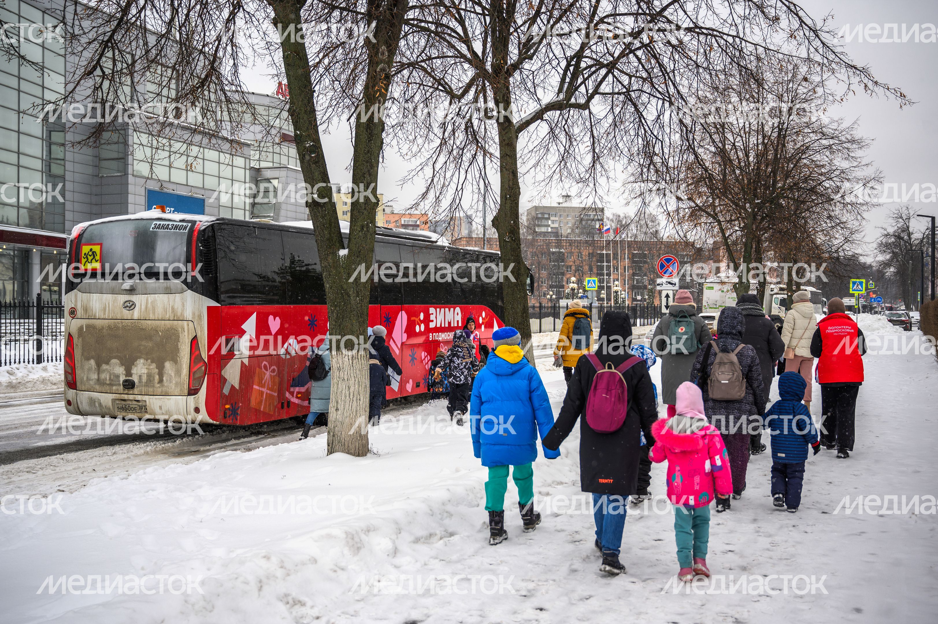 Новогодний автобус "Зима в Подмосковье" Новогодний автобус "Зима в Подмосковье"