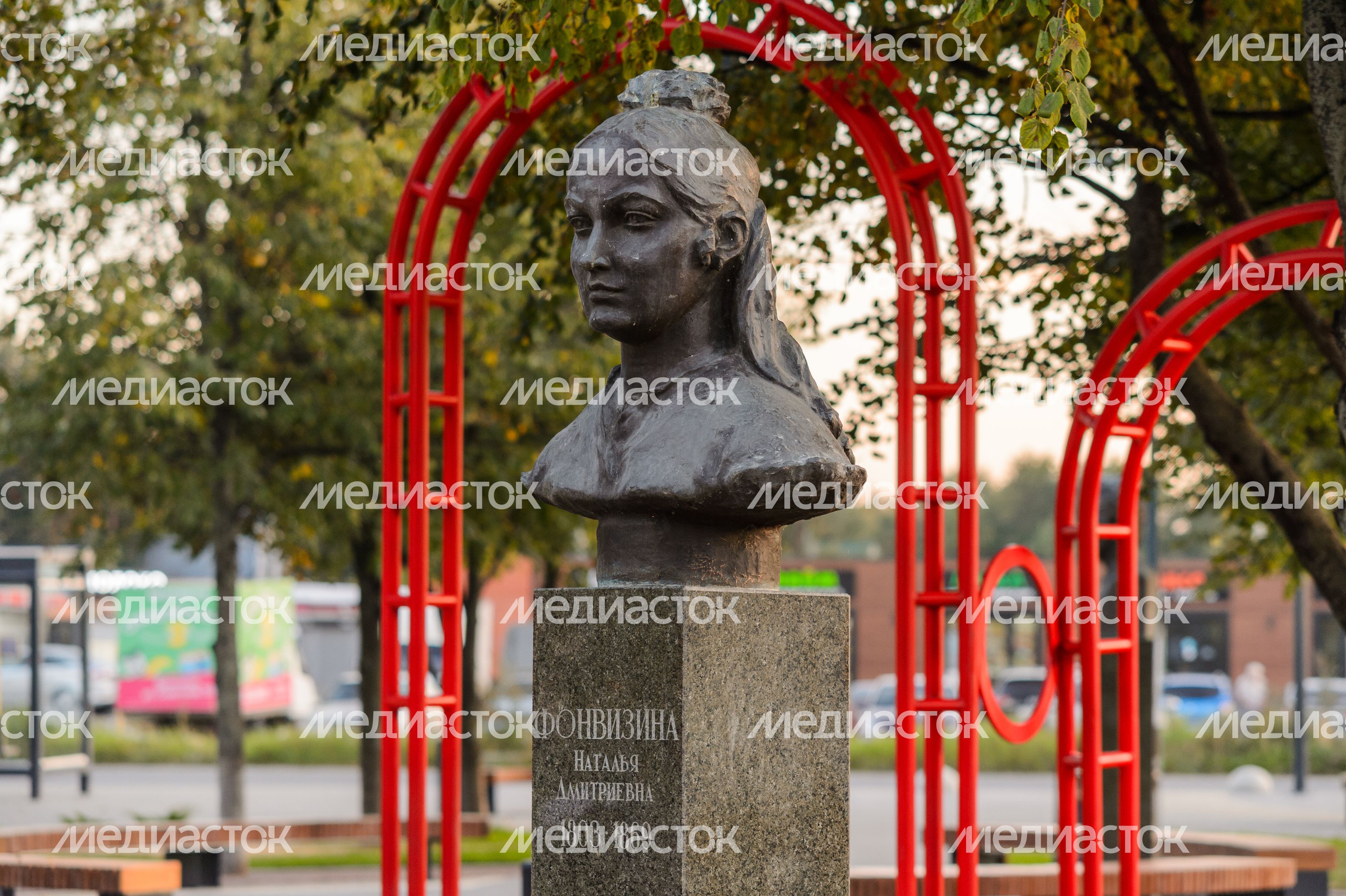 Бронницы. Бюсты декабристов Бронницы. Бюсты декабристов