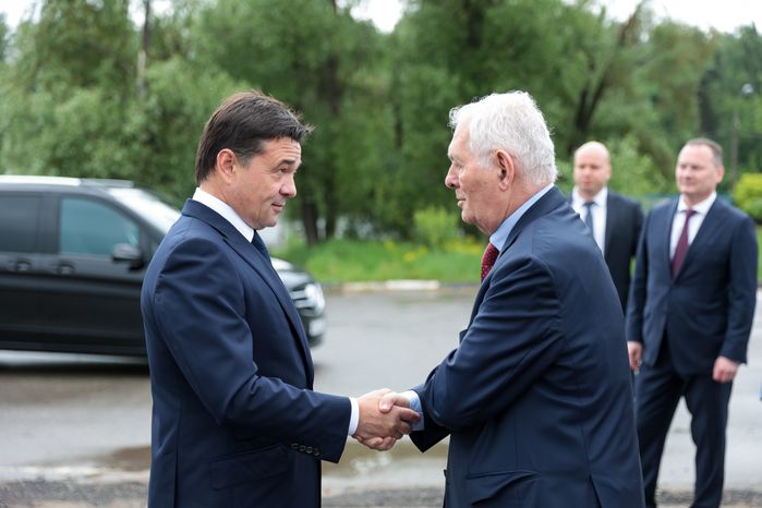 Закладка камня в основание многопрофильного детского центра «Московская областная детская больница» в Красногорске