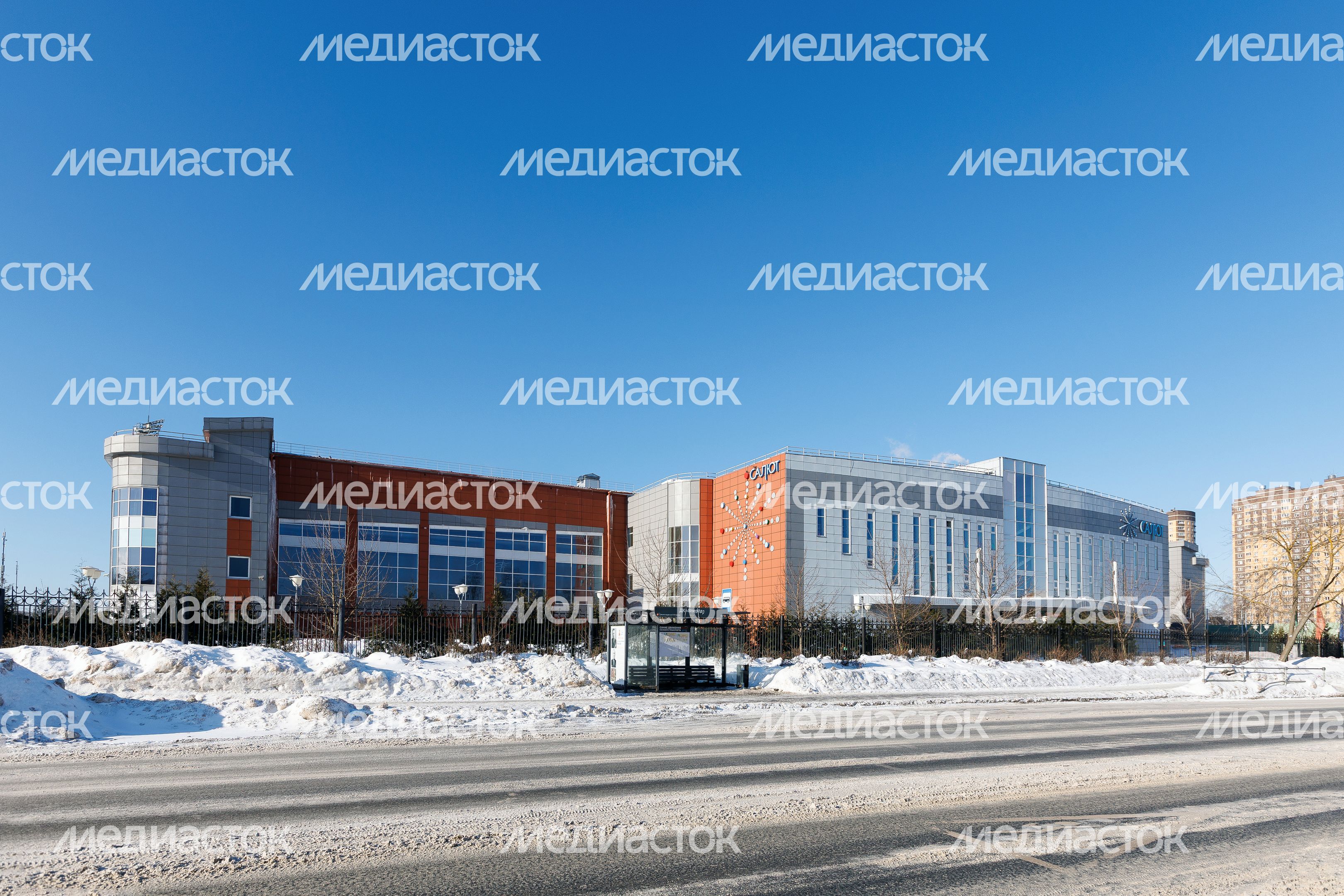 Физкультурно-спортивный комплекс «Салют» в Долгопрудном Физкультурно-спортивный комплекс «Салют» в Долгопрудном