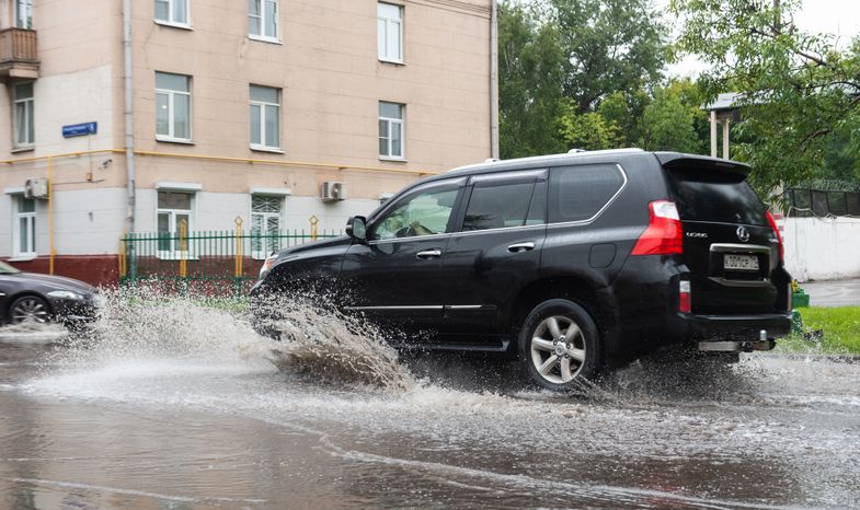 Проливной дождь в Москве