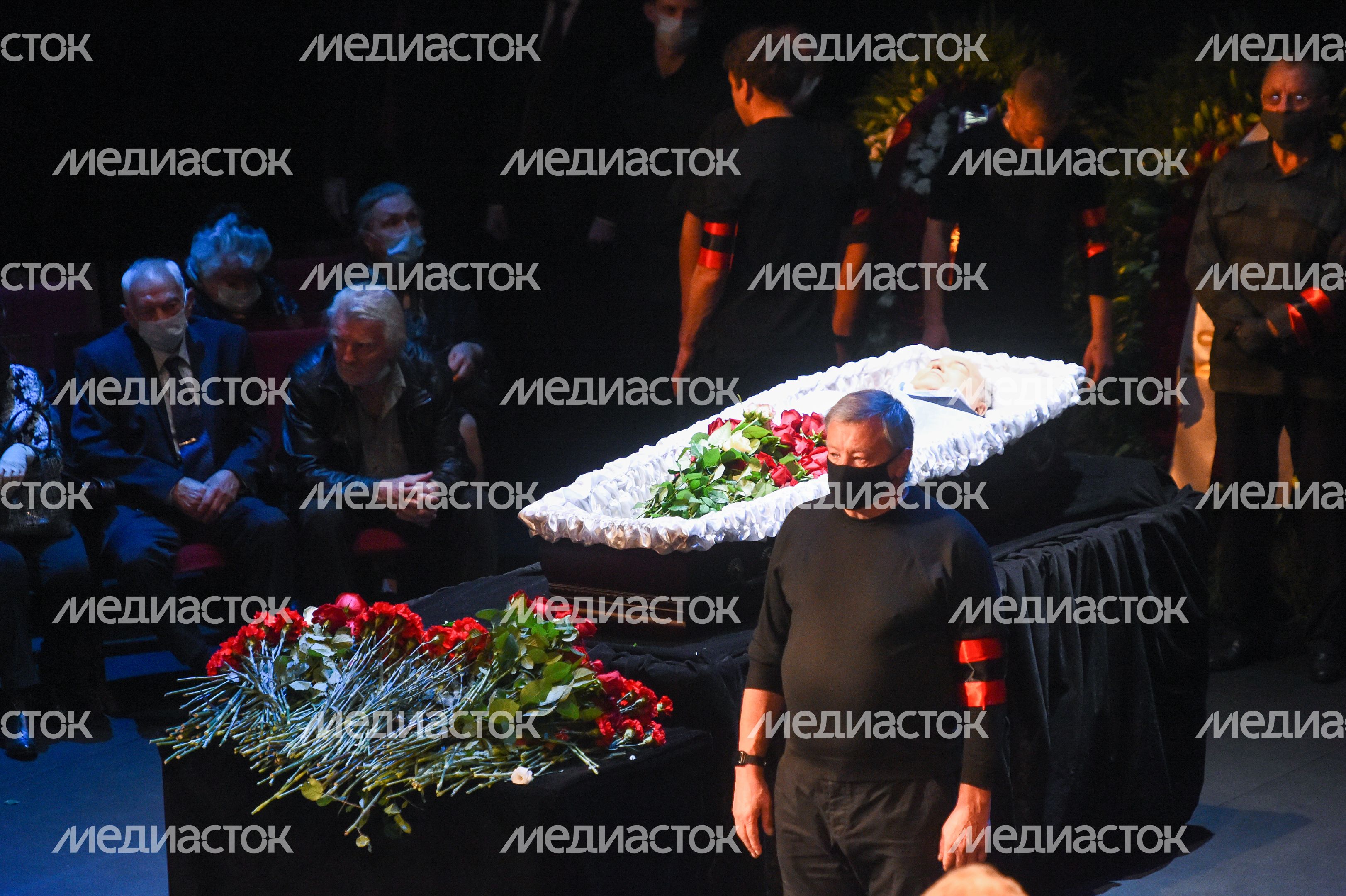 Церемония прощания с Николаем Губенко