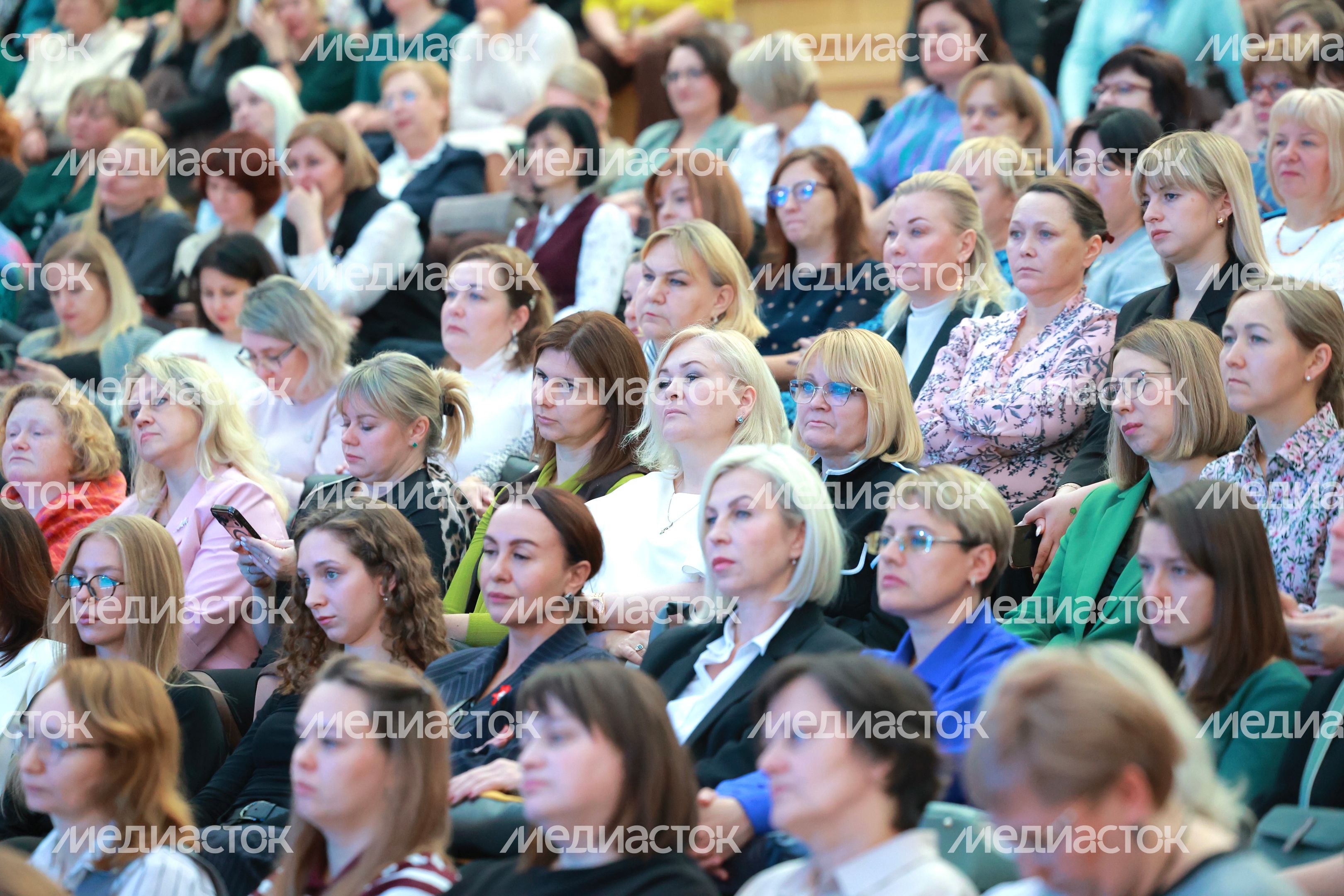 Фестиваль педагогических практик "Цифровая матрешка" в гимназии им. М.Е. Примакова