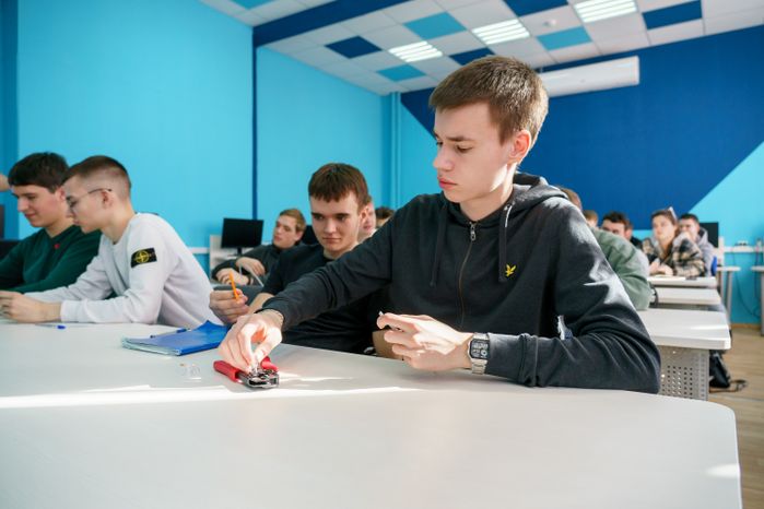 Практические занятия студентов в структурном подразделении №4 Колледжа "Коломна"