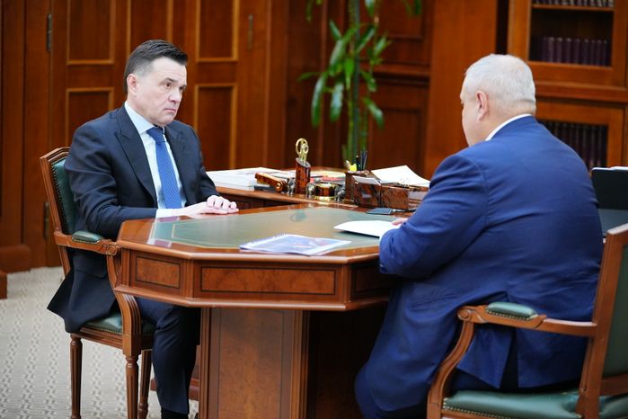 Андрей Воробьёв провел рабочую встречу с главой Рузского м.о. Александром Горбылёвым
