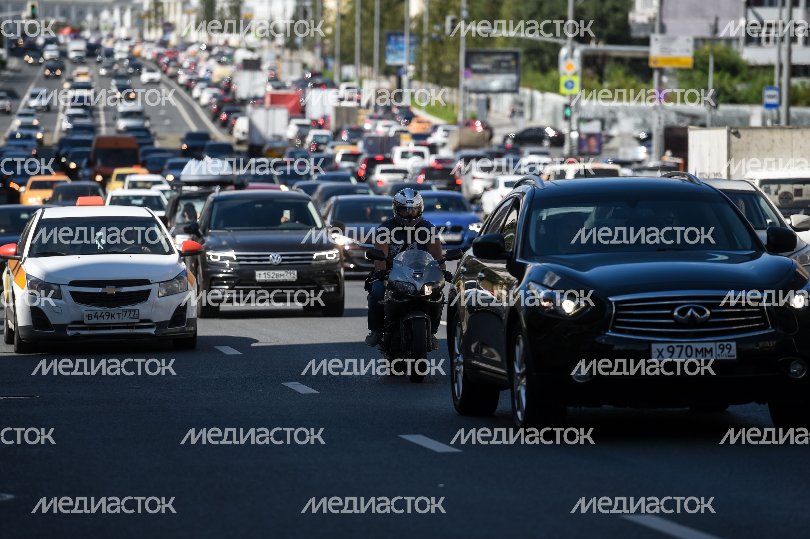 Мотоциклисты на улицах Москвы
