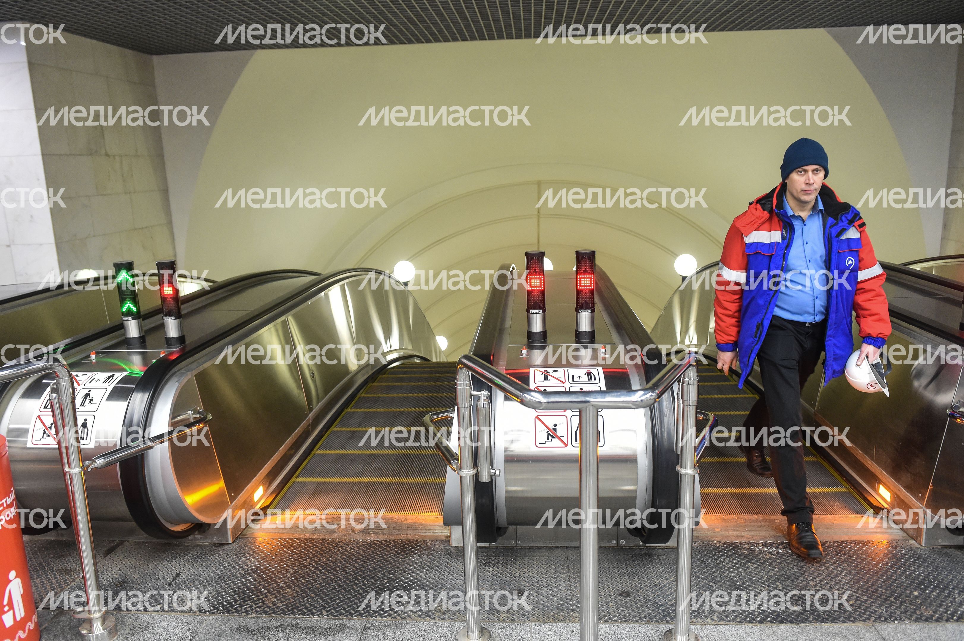 Подтопление станции метро Окружная на севере Москвы