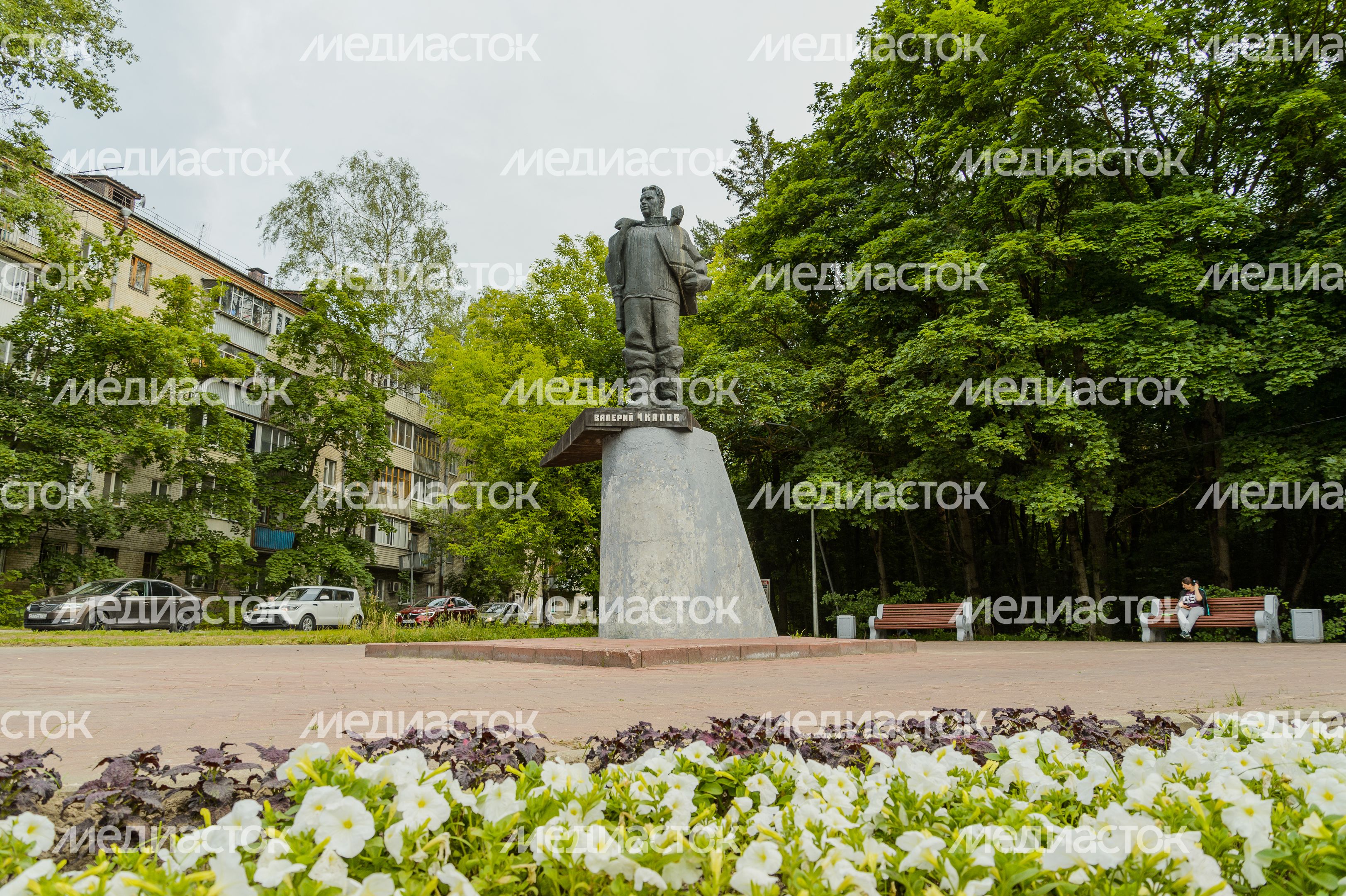 Памятник В.П. Чкалову