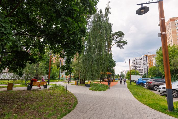 Парк «Папанинская дача» в микрорайоне Юбилейный города Королев