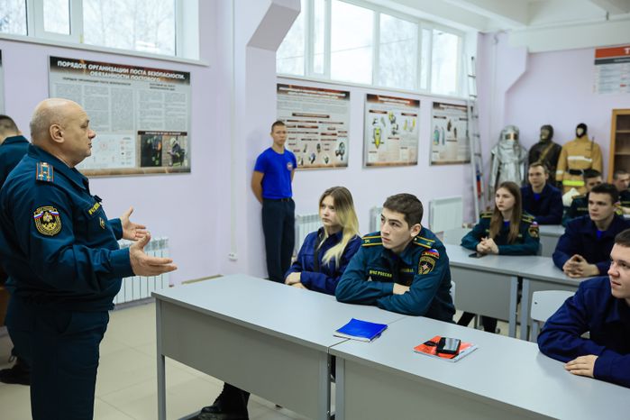 Посещение Губернатором Павлово-Посадского Техникума